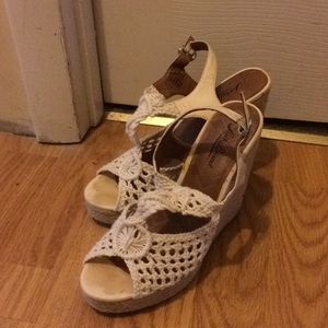 Lucky brand wedge sandals women’s size 8 1/2